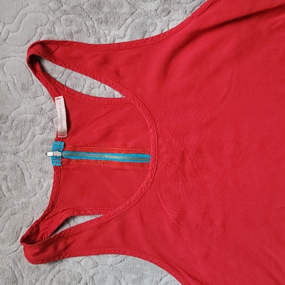 Red sleeveless top Small - Picture 3 of 5